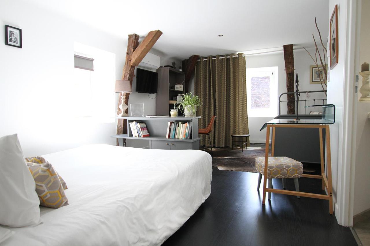 Les Bories In The City - Bed & Breakfast ซาร์ลา-ลา-กาเนดา ภายนอก รูปภาพ